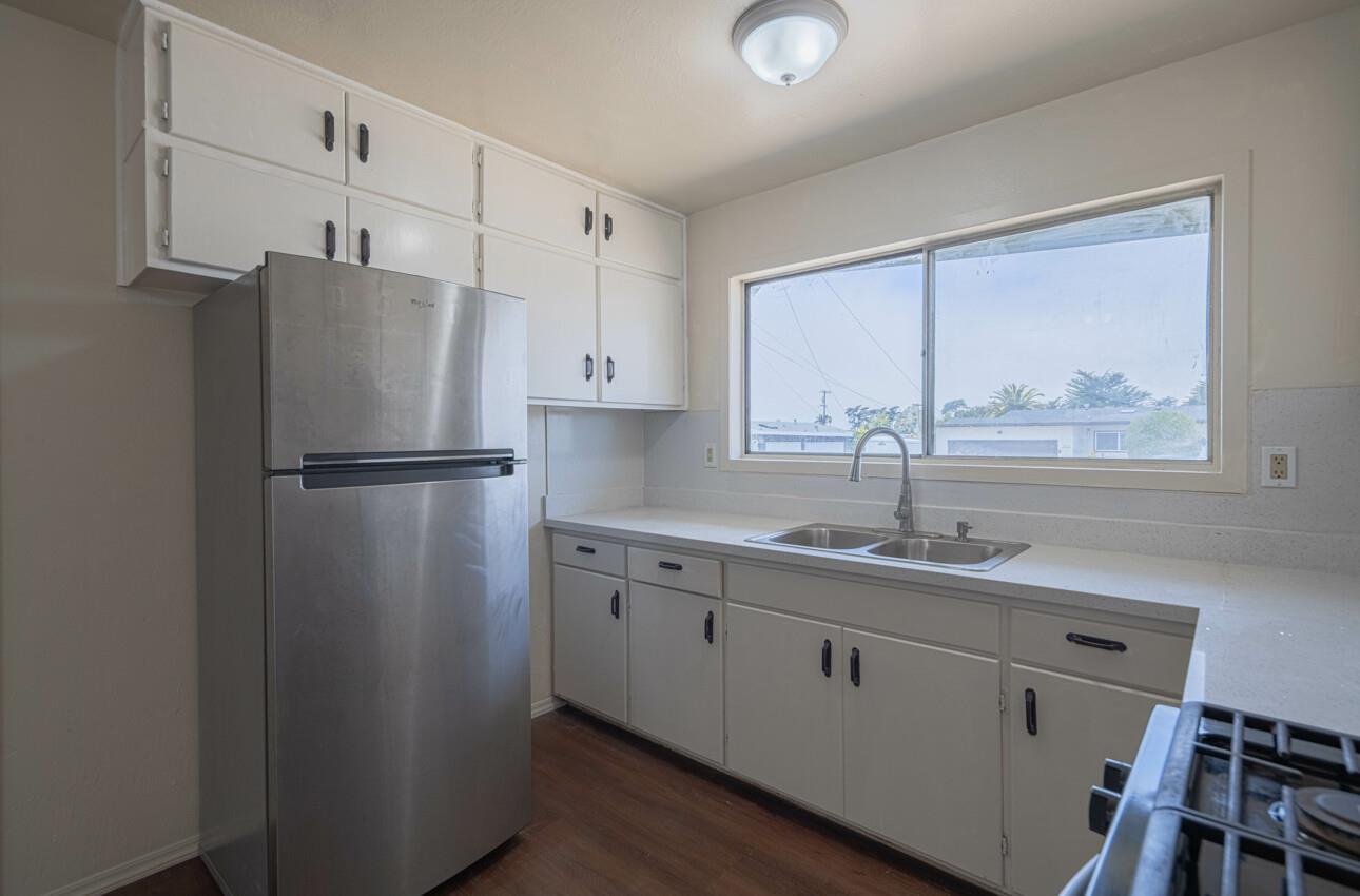 Detail Gallery Image 11 of 32 For 3114 Flower Cir, Marina,  CA 93933 - 3 Beds | 1/1 Baths