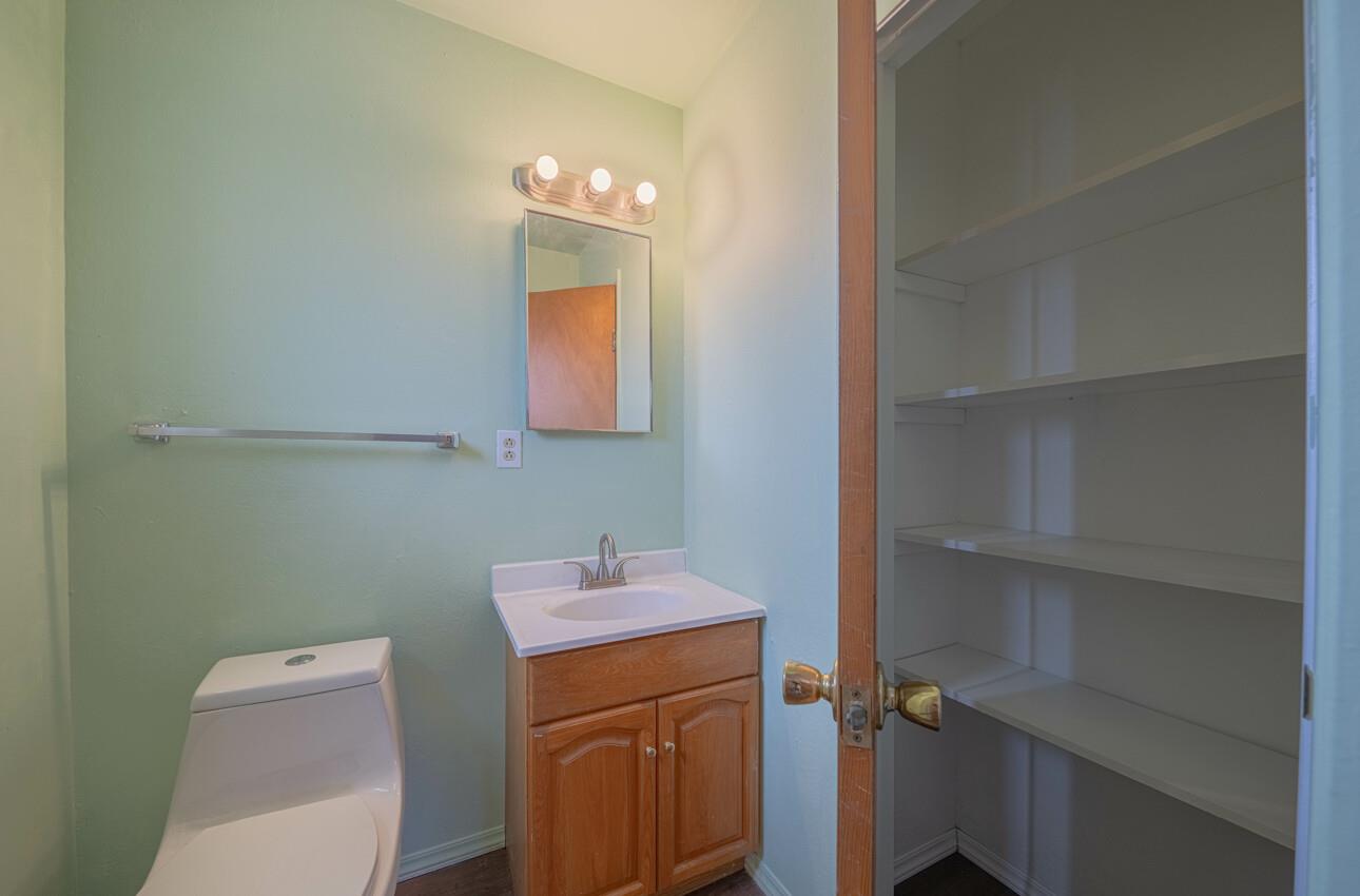 Detail Gallery Image 17 of 32 For 3114 Flower Cir, Marina,  CA 93933 - 3 Beds | 1/1 Baths