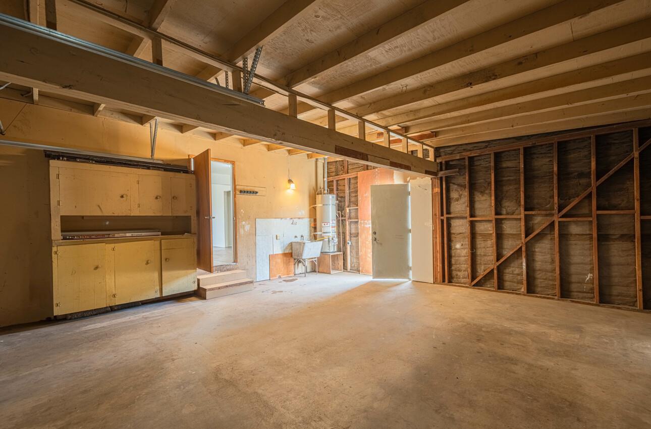 Detail Gallery Image 27 of 32 For 3114 Flower Cir, Marina,  CA 93933 - 3 Beds | 1/1 Baths