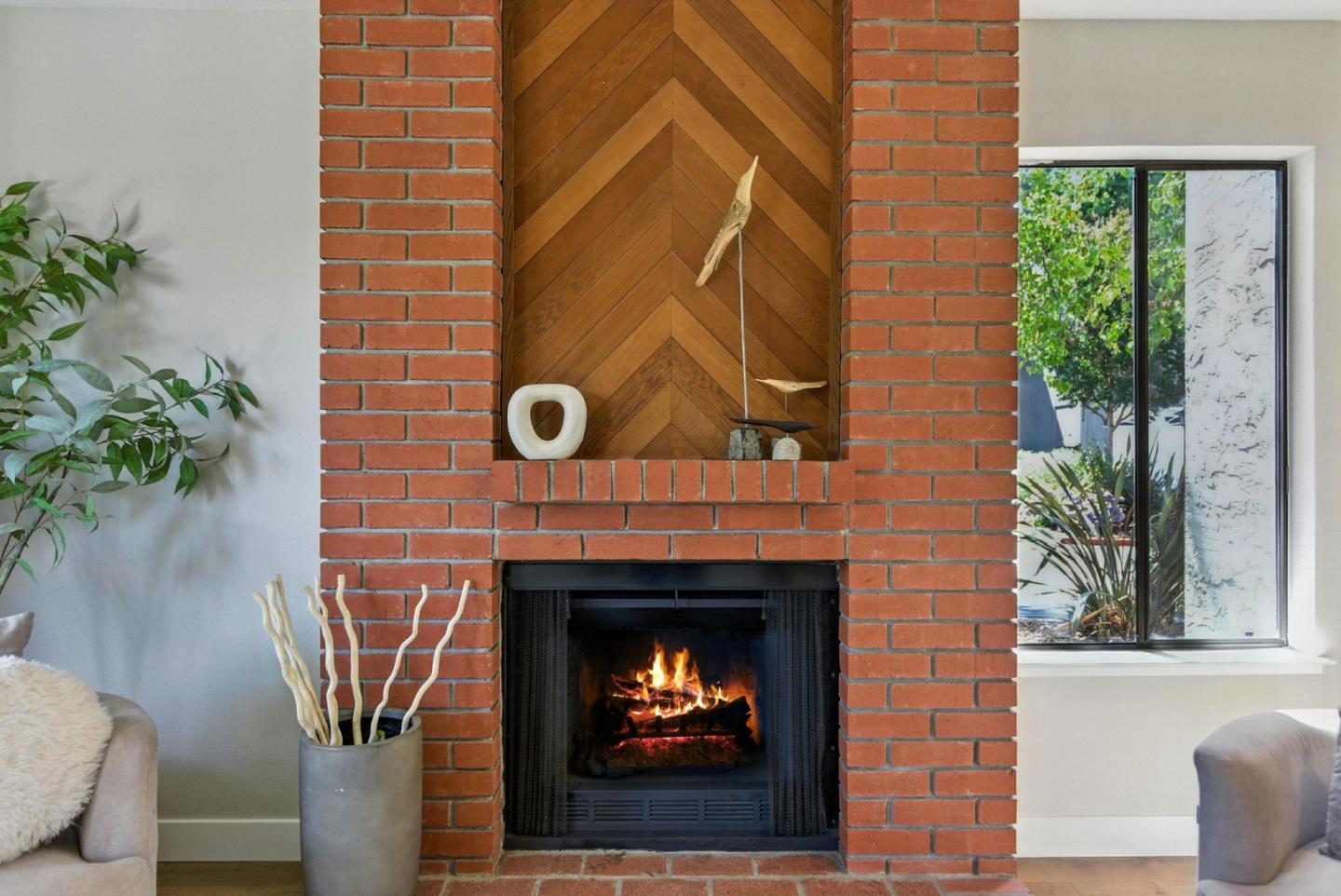 Detail Gallery Image 4 of 31 For 3732 Europe Ct, Santa Clara,  CA 95051 - 2 Beds | 2 Baths