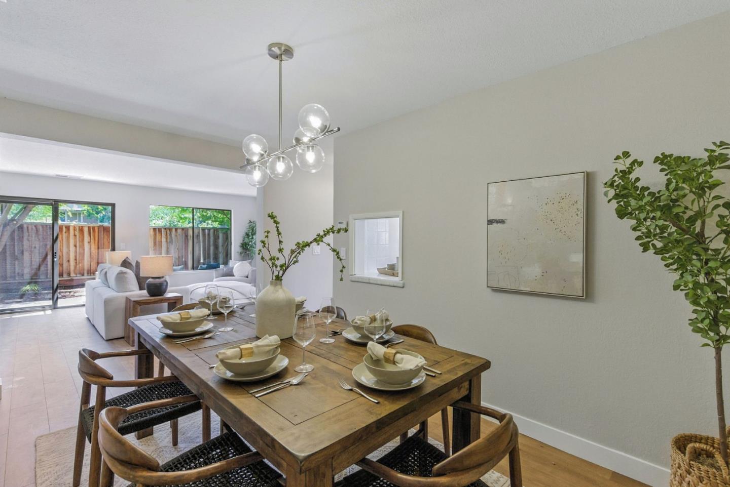 Detail Gallery Image 5 of 31 For 3732 Europe Ct, Santa Clara,  CA 95051 - 2 Beds | 2 Baths