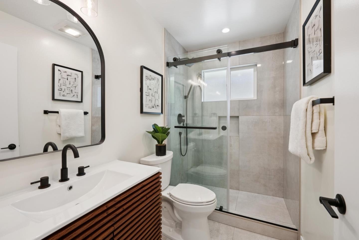 Detail Gallery Image 12 of 25 For 7162 Bark Ln, San Jose,  CA 95129 - 4 Beds | 3 Baths