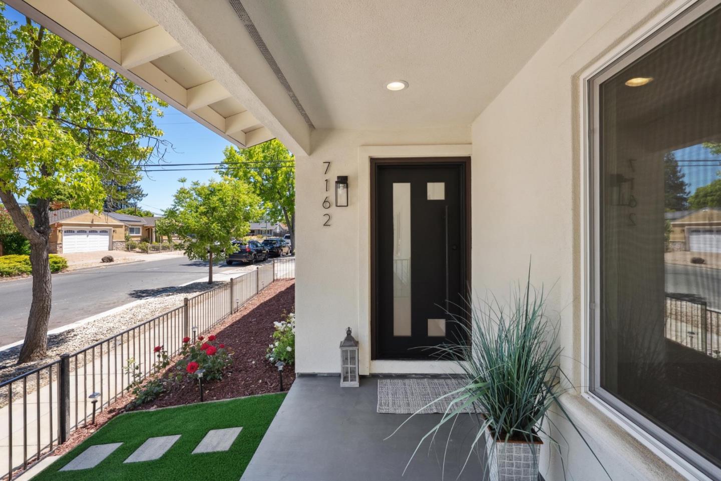 Detail Gallery Image 2 of 25 For 7162 Bark Ln, San Jose,  CA 95129 - 4 Beds | 3 Baths