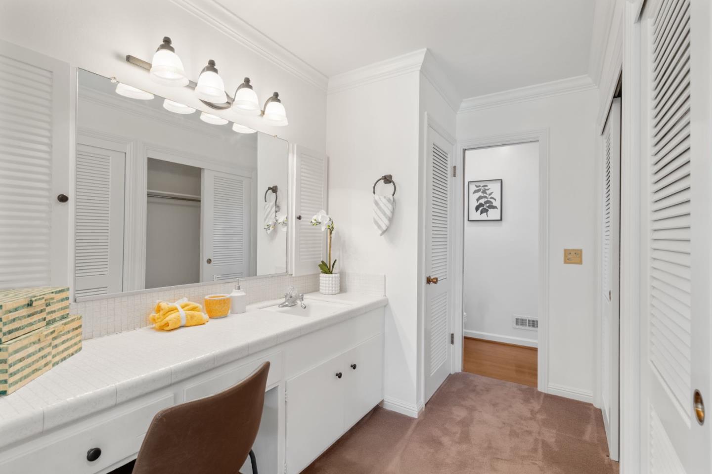 Detail Gallery Image 11 of 24 For 2336 Constitution Dr, San Jose,  CA 95124 - 4 Beds | 2/1 Baths