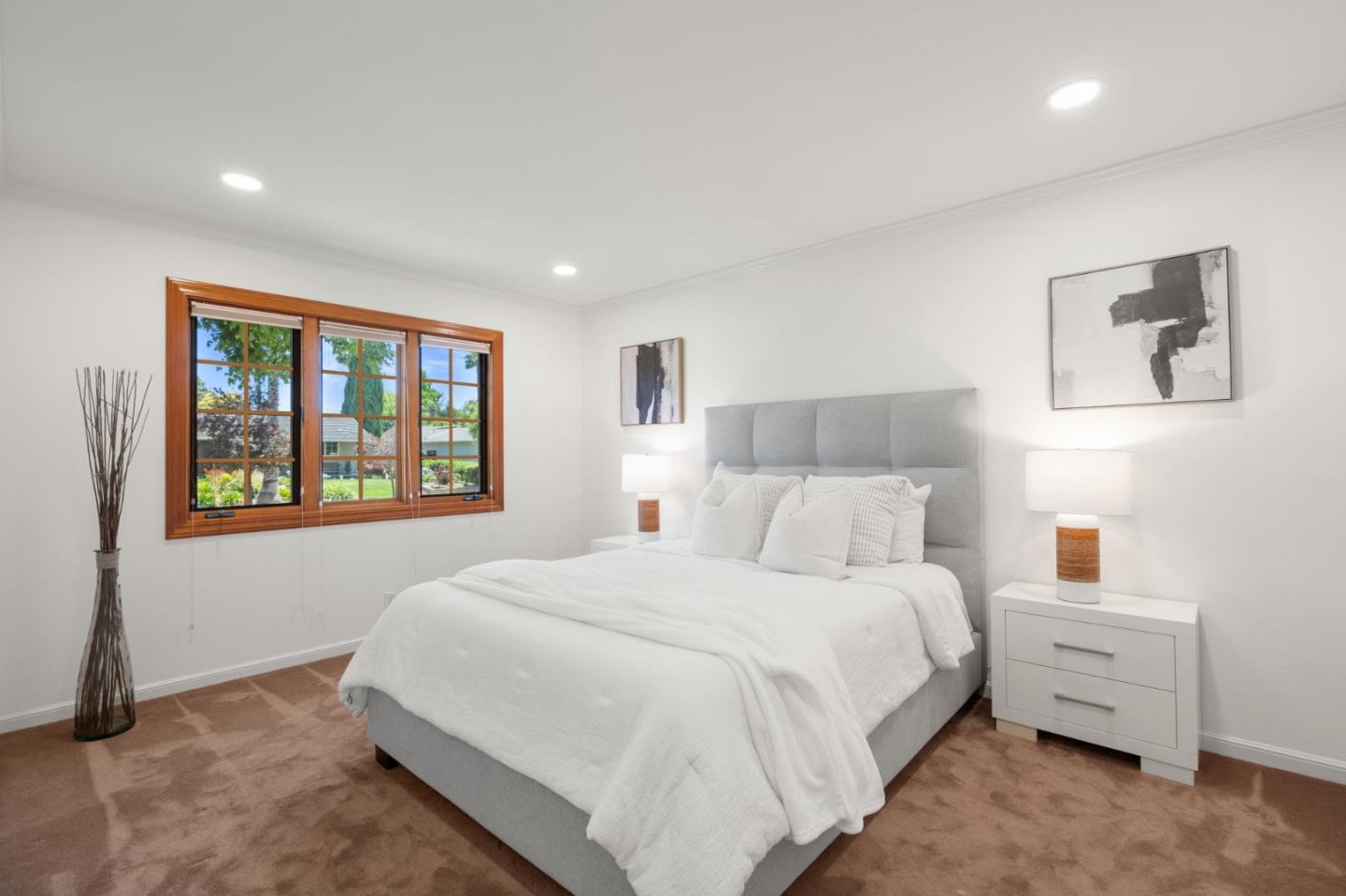 Detail Gallery Image 12 of 24 For 2336 Constitution Dr, San Jose,  CA 95124 - 4 Beds | 2/1 Baths