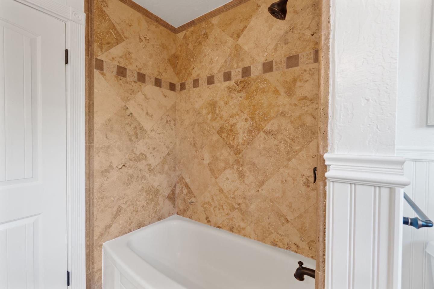 Detail Gallery Image 14 of 24 For 2336 Constitution Dr, San Jose,  CA 95124 - 4 Beds | 2/1 Baths