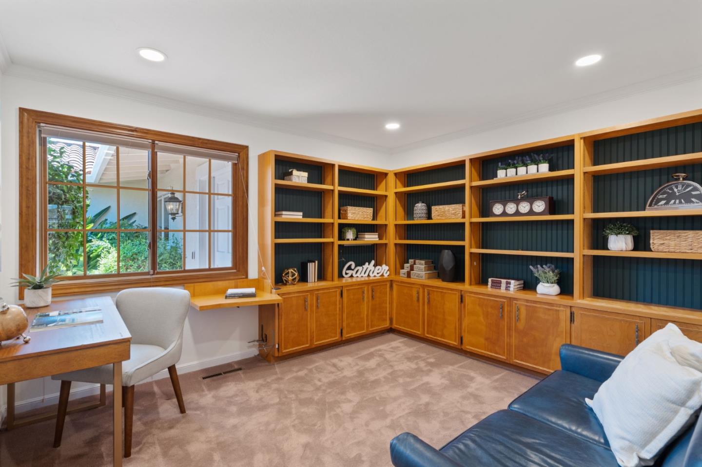 Detail Gallery Image 15 of 24 For 2336 Constitution Dr, San Jose,  CA 95124 - 4 Beds | 2/1 Baths