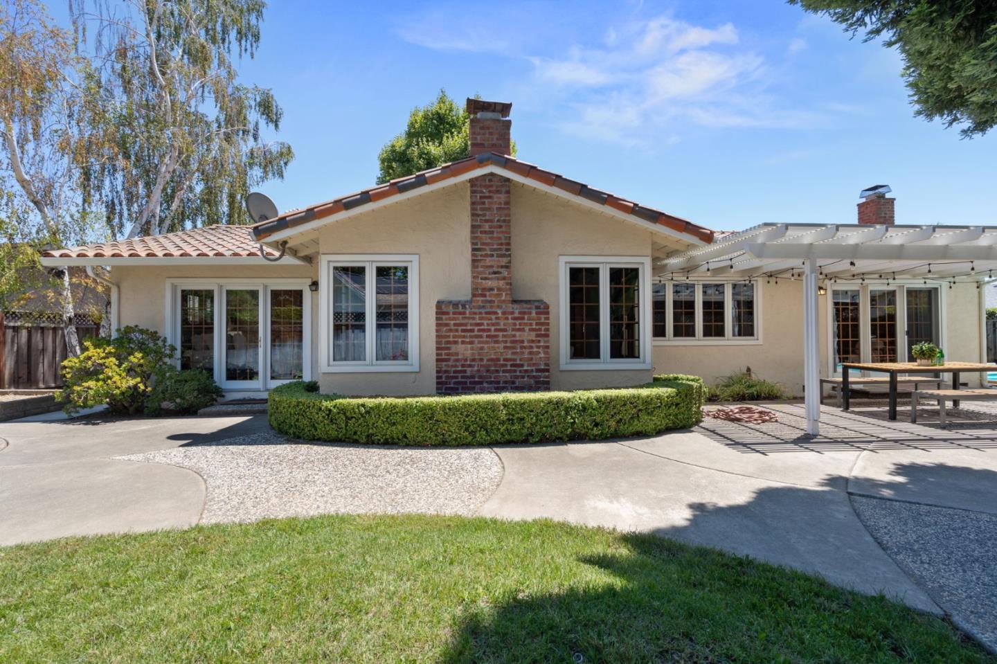 Detail Gallery Image 22 of 24 For 2336 Constitution Dr, San Jose,  CA 95124 - 4 Beds | 2/1 Baths