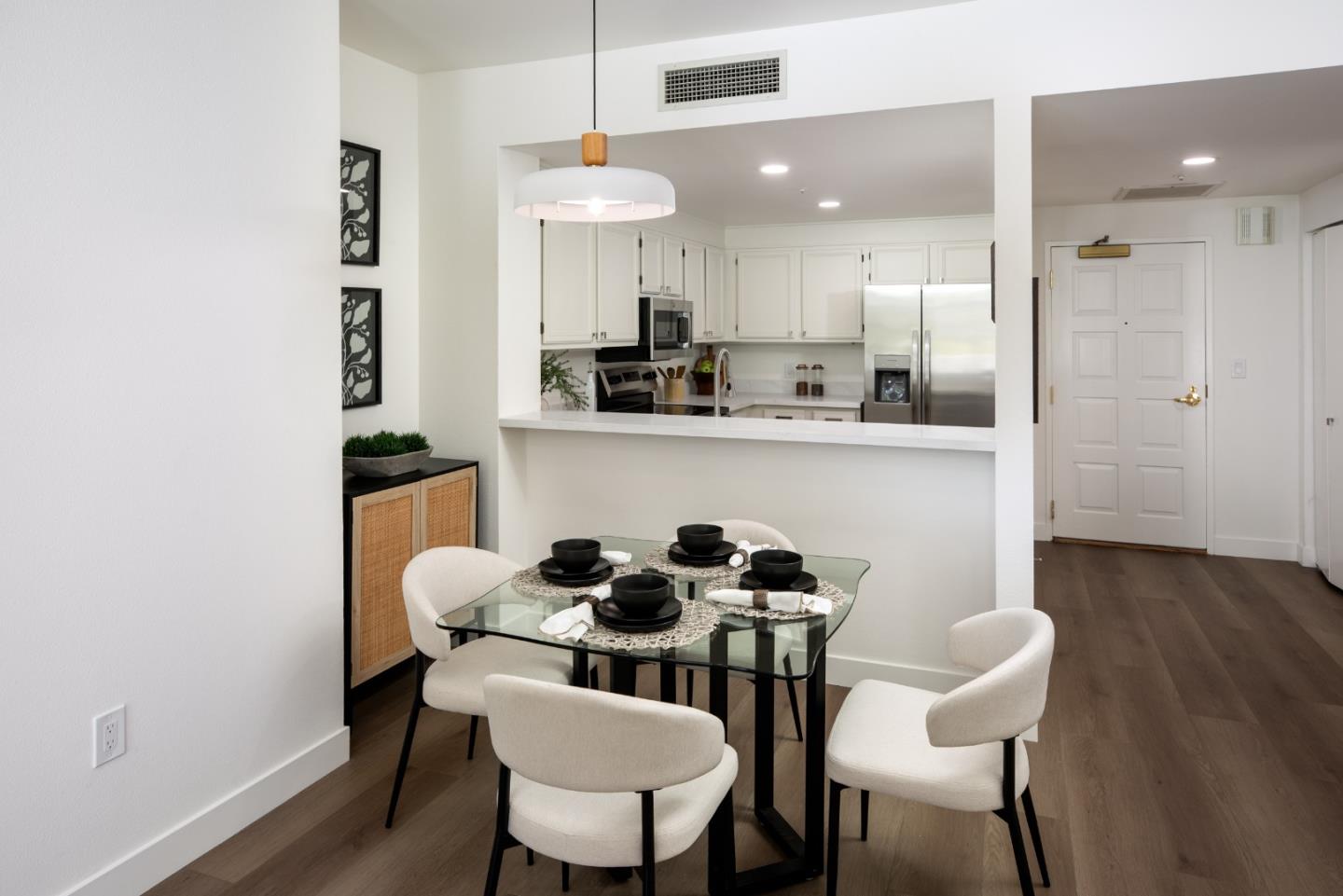Detail Gallery Image 7 of 18 For 550 Ortega Ave #B123,  Mountain View,  CA 94040 - 1 Beds | 1 Baths