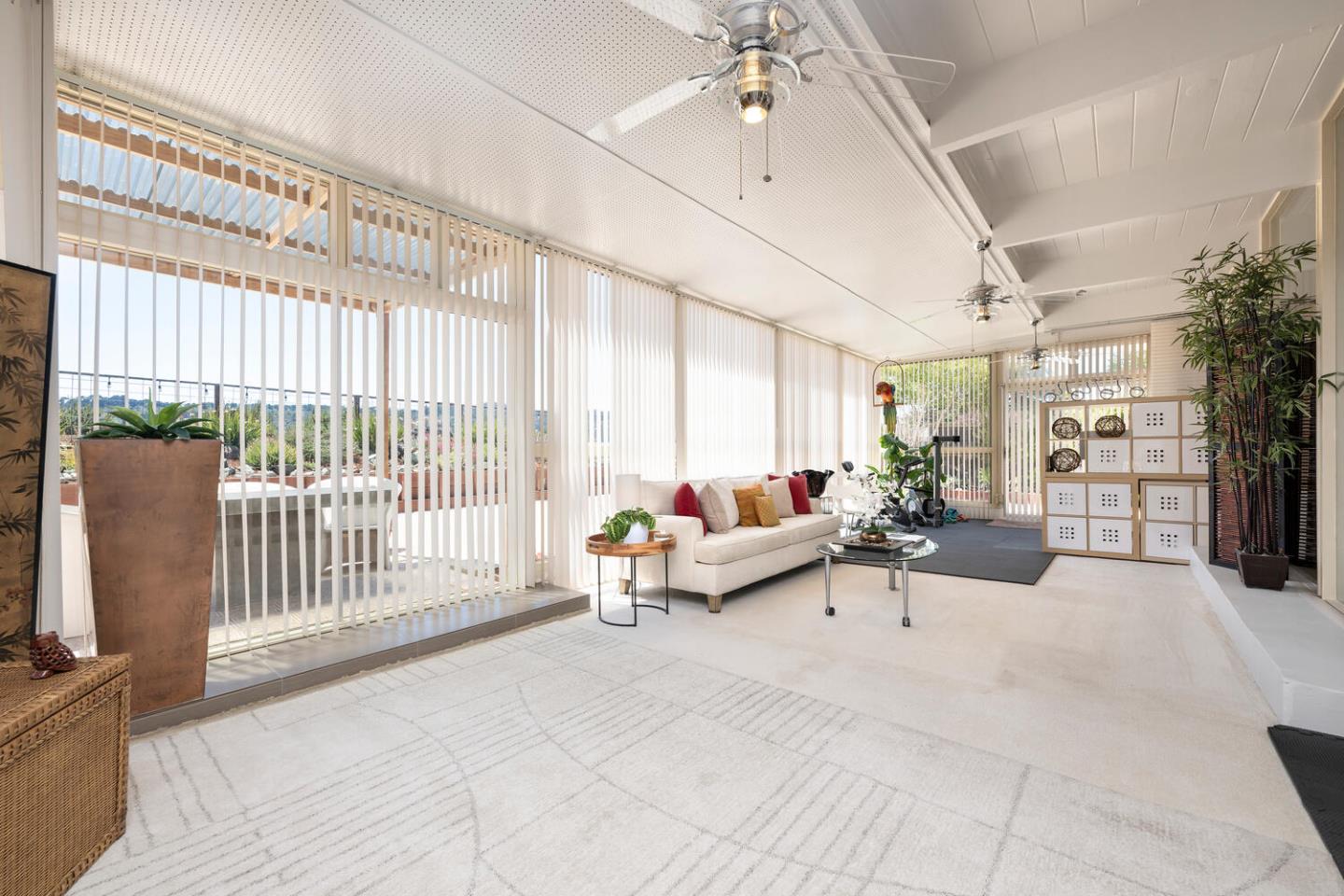 Detail Gallery Image 11 of 47 For 1652 Lexington Ave, San Mateo,  CA 94402 - 3 Beds | 3 Baths