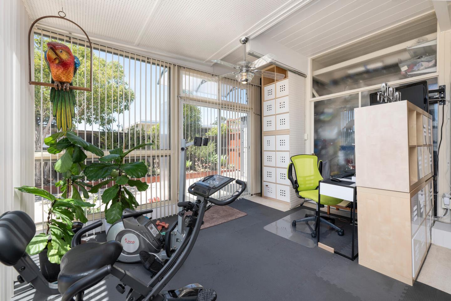 Detail Gallery Image 13 of 47 For 1652 Lexington Ave, San Mateo,  CA 94402 - 3 Beds | 3 Baths