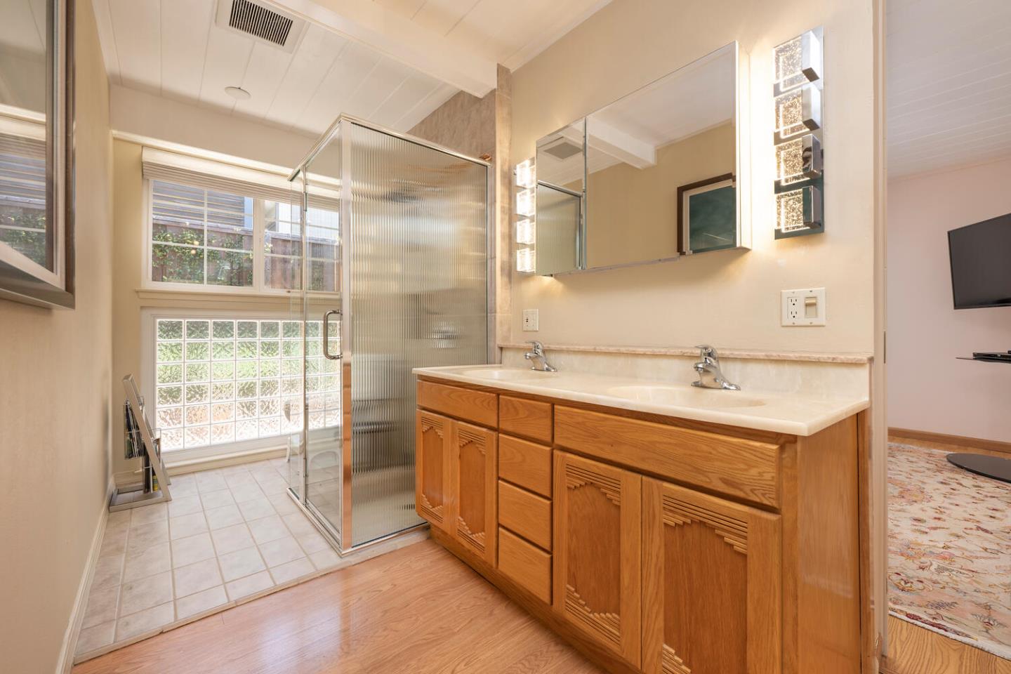 Detail Gallery Image 19 of 47 For 1652 Lexington Ave, San Mateo,  CA 94402 - 3 Beds | 3 Baths