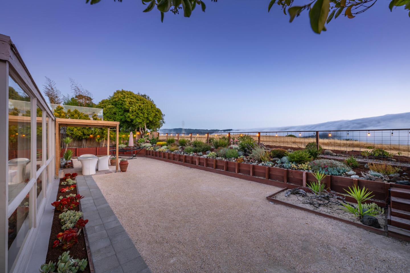 Detail Gallery Image 41 of 47 For 1652 Lexington Ave, San Mateo,  CA 94402 - 3 Beds | 3 Baths