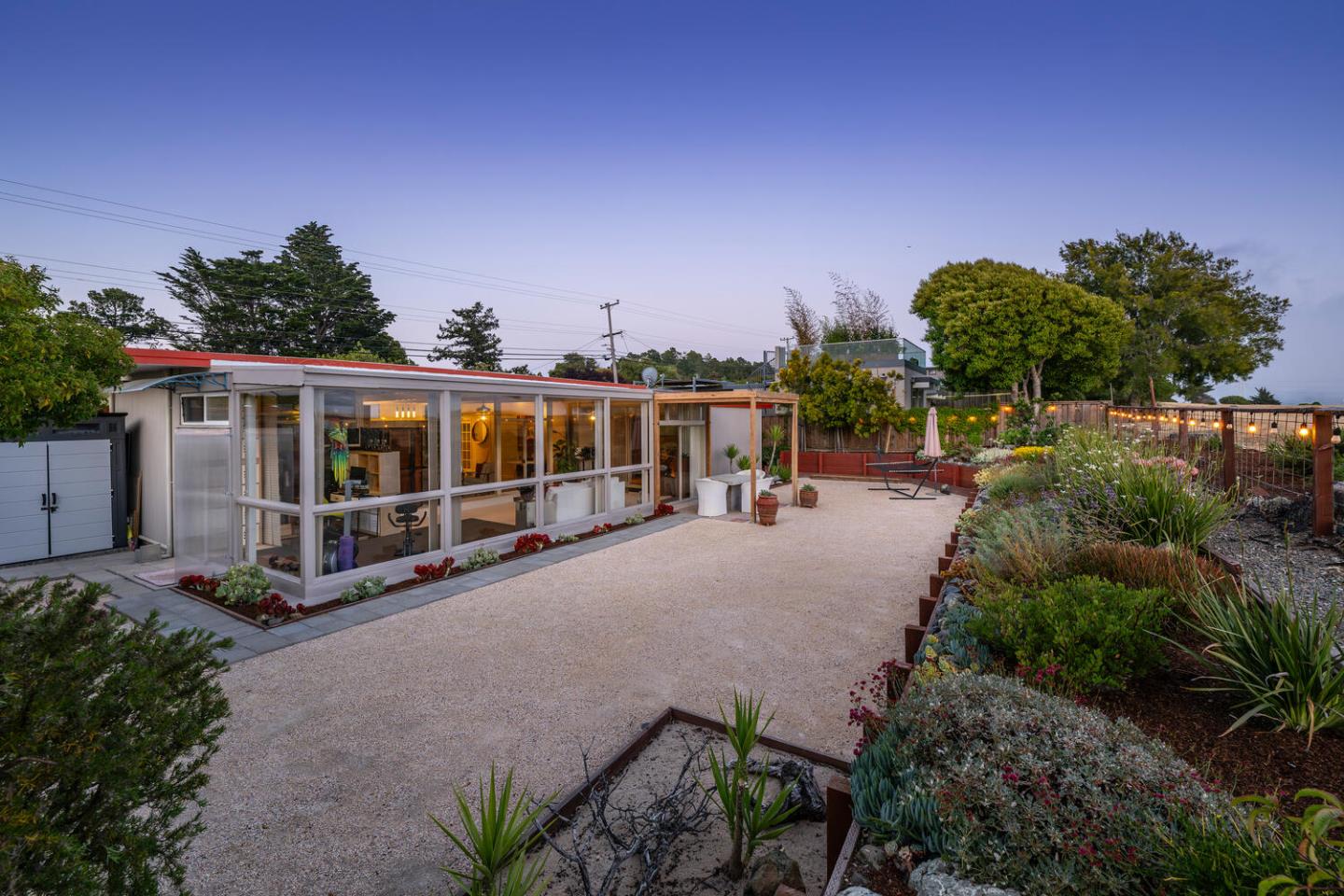 Detail Gallery Image 43 of 47 For 1652 Lexington Ave, San Mateo,  CA 94402 - 3 Beds | 3 Baths