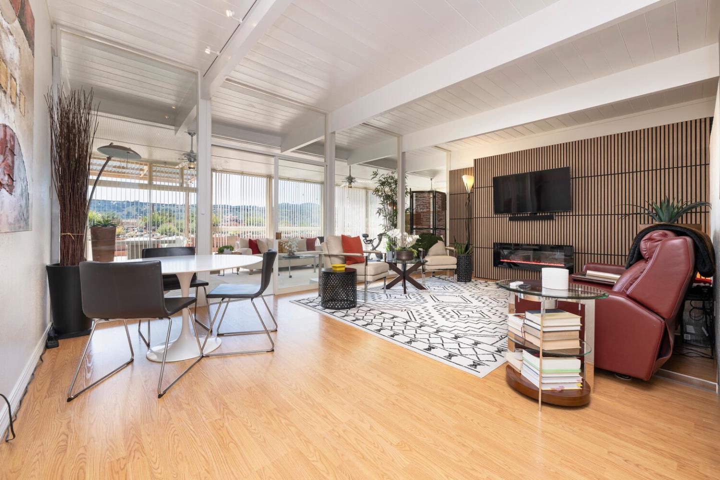 Detail Gallery Image 7 of 47 For 1652 Lexington Ave, San Mateo,  CA 94402 - 3 Beds | 3 Baths