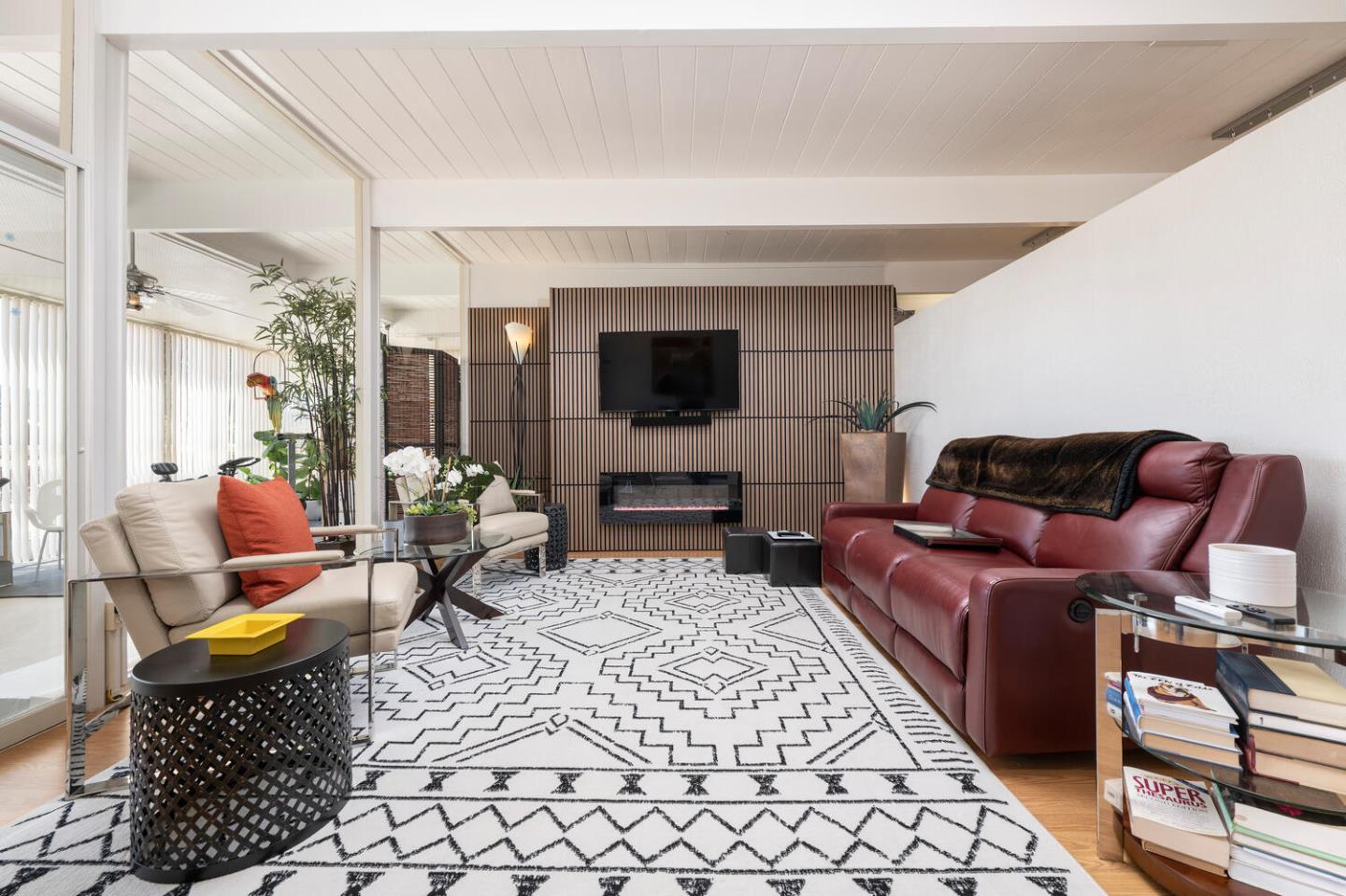 Detail Gallery Image 8 of 47 For 1652 Lexington Ave, San Mateo,  CA 94402 - 3 Beds | 3 Baths