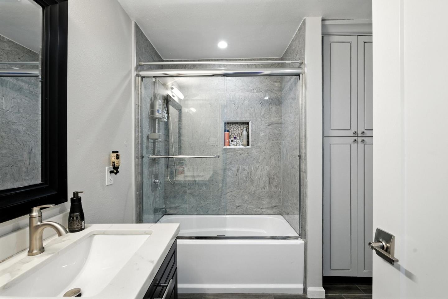 Detail Gallery Image 15 of 69 For 1579 West St, Concord,  CA 94521 - 4 Beds | 3/1 Baths