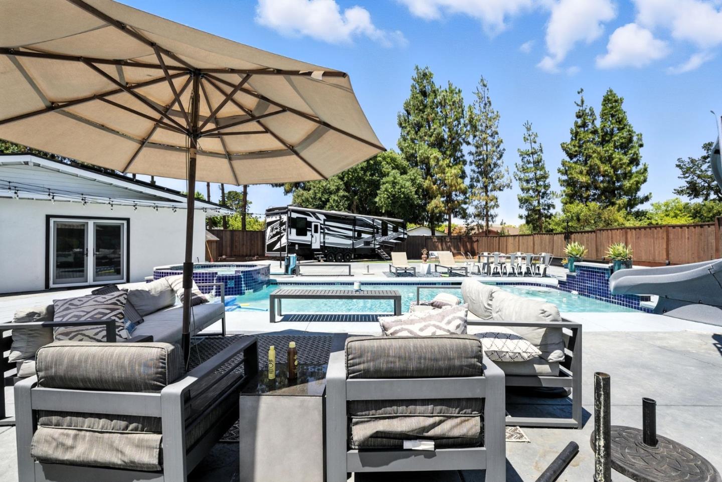 Detail Gallery Image 36 of 69 For 1579 West St, Concord,  CA 94521 - 4 Beds | 3/1 Baths