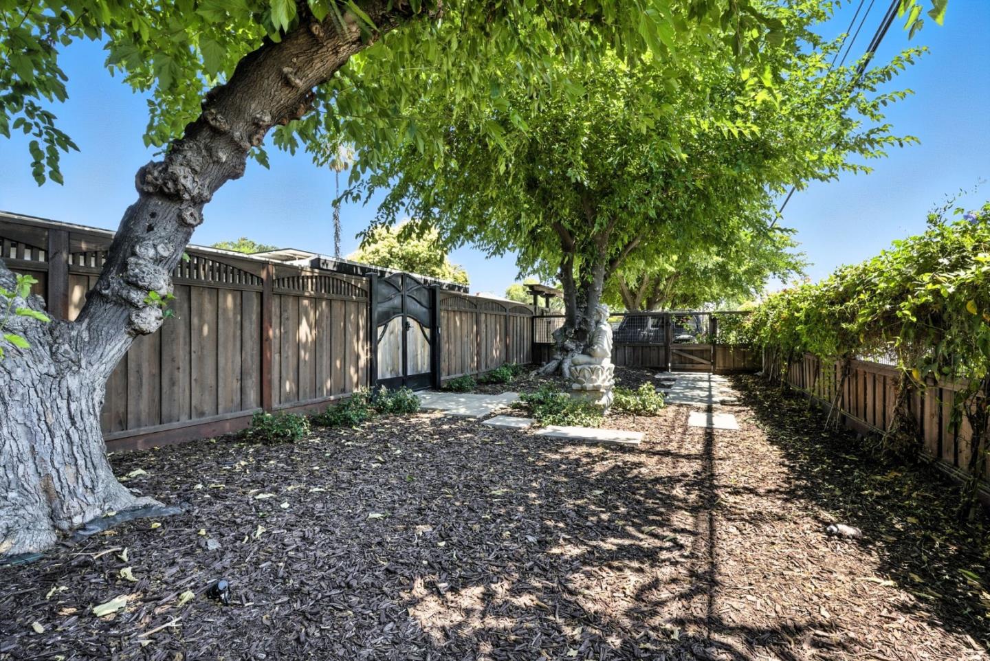 Detail Gallery Image 42 of 69 For 1579 West St, Concord,  CA 94521 - 4 Beds | 3/1 Baths