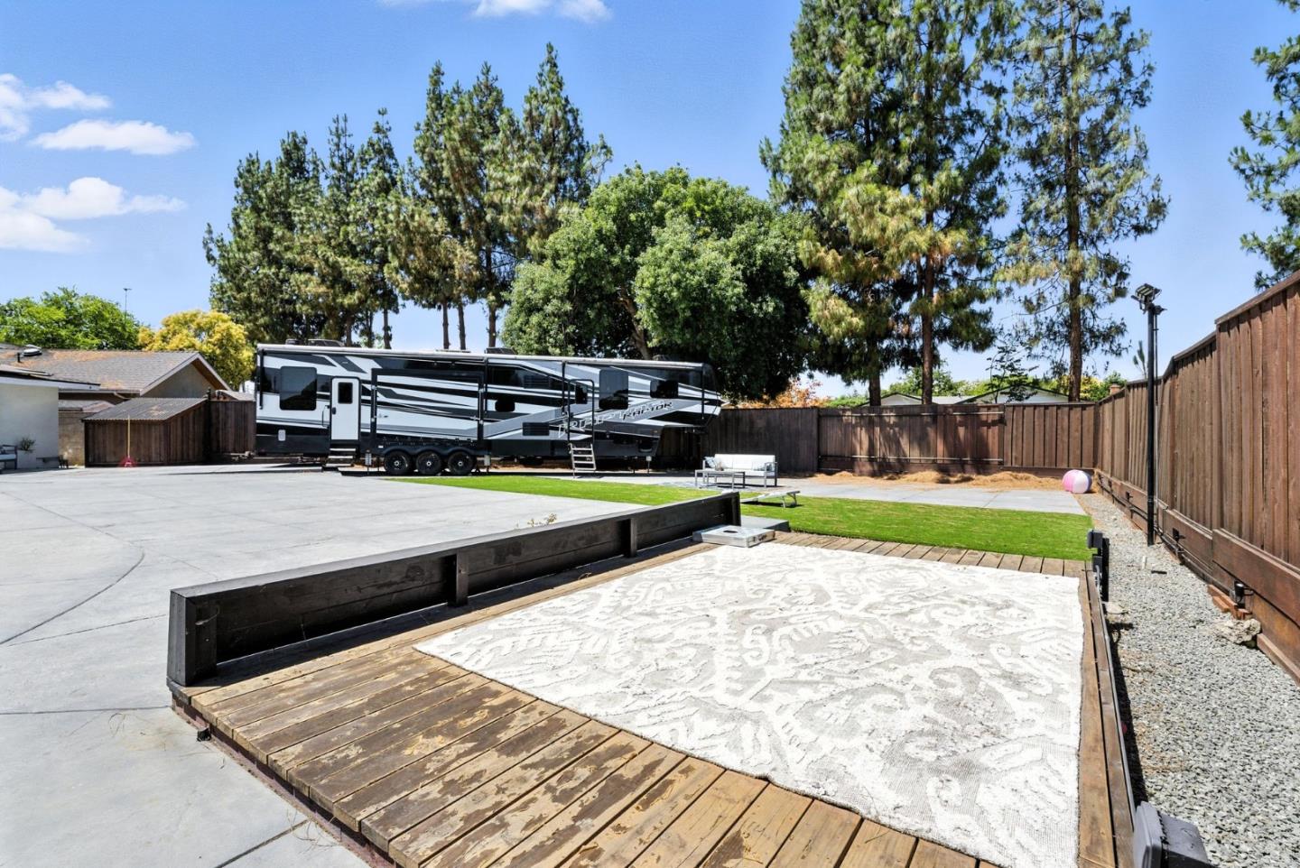 Detail Gallery Image 44 of 69 For 1579 West St, Concord,  CA 94521 - 4 Beds | 3/1 Baths
