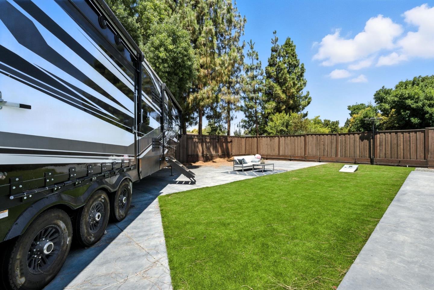 Detail Gallery Image 46 of 69 For 1579 West St, Concord,  CA 94521 - 4 Beds | 3/1 Baths