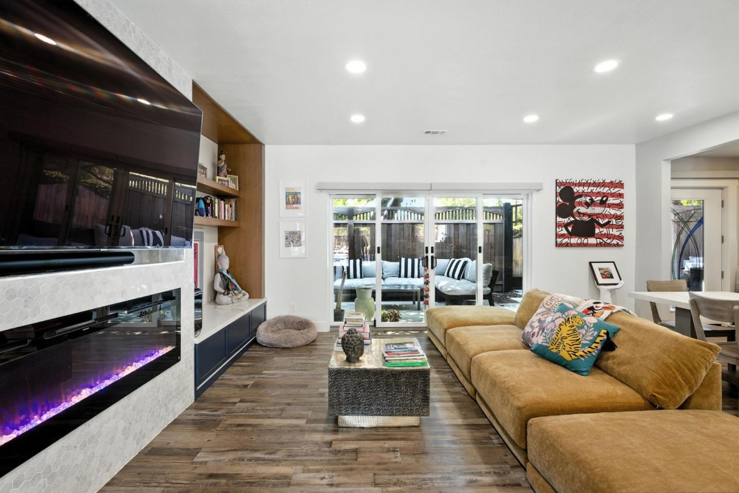 Detail Gallery Image 5 of 69 For 1579 West St, Concord,  CA 94521 - 4 Beds | 3/1 Baths