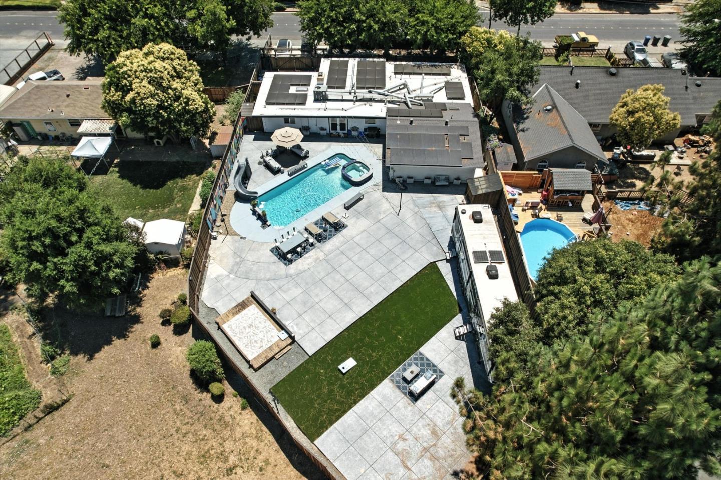 Detail Gallery Image 57 of 69 For 1579 West St, Concord,  CA 94521 - 4 Beds | 3/1 Baths