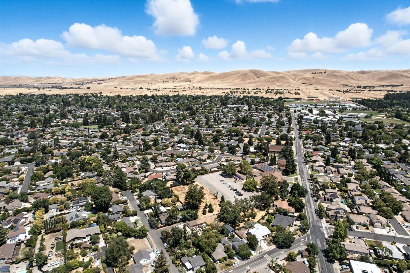 Detail Gallery Image 63 of 69 For 1579 West St, Concord,  CA 94521 - 4 Beds | 3/1 Baths