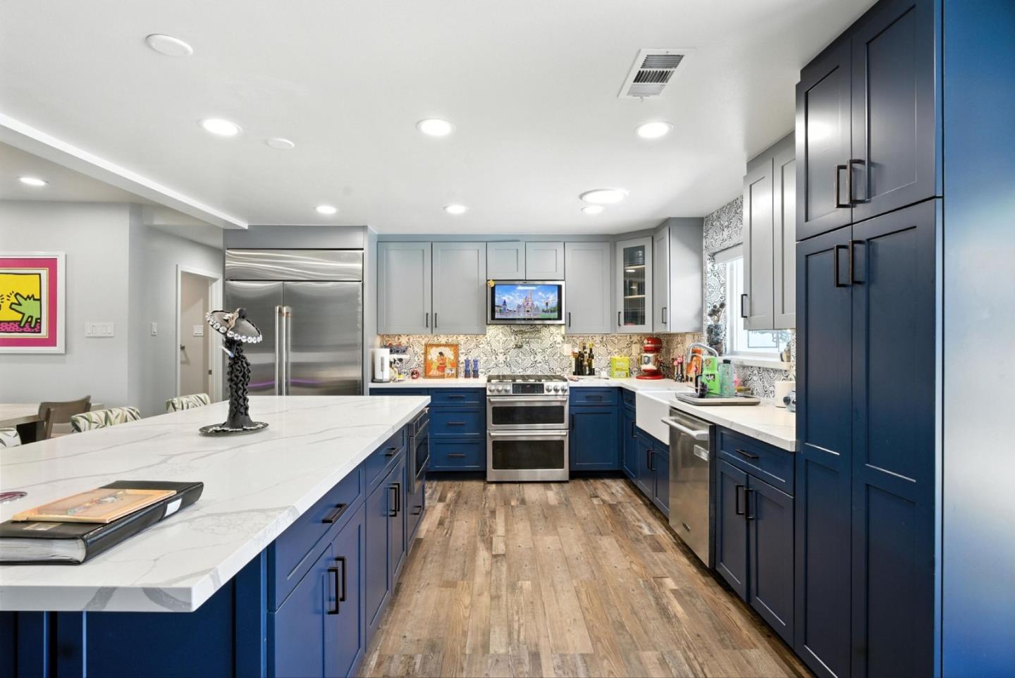 Detail Gallery Image 7 of 69 For 1579 West St, Concord,  CA 94521 - 4 Beds | 3/1 Baths