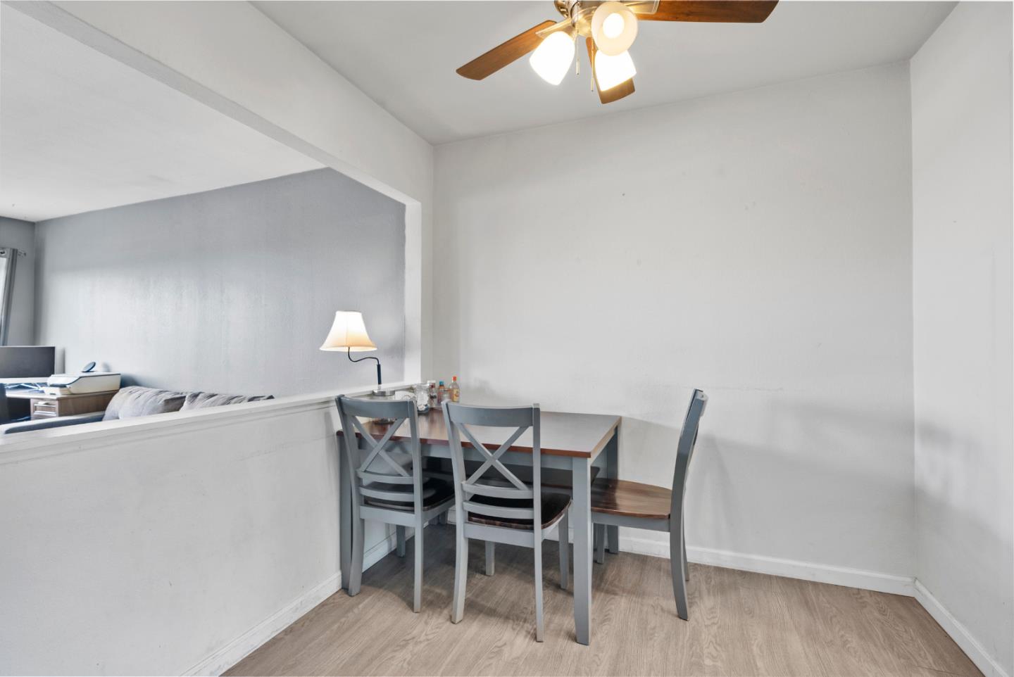 Detail Gallery Image 21 of 37 For 20917 Locust St #D,  Hayward,  CA 94541 - 2 Beds | 1/1 Baths
