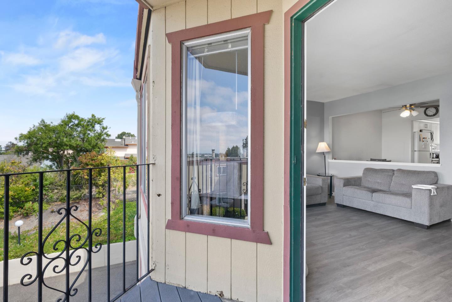 Detail Gallery Image 29 of 37 For 20917 Locust St #D,  Hayward,  CA 94541 - 2 Beds | 1/1 Baths