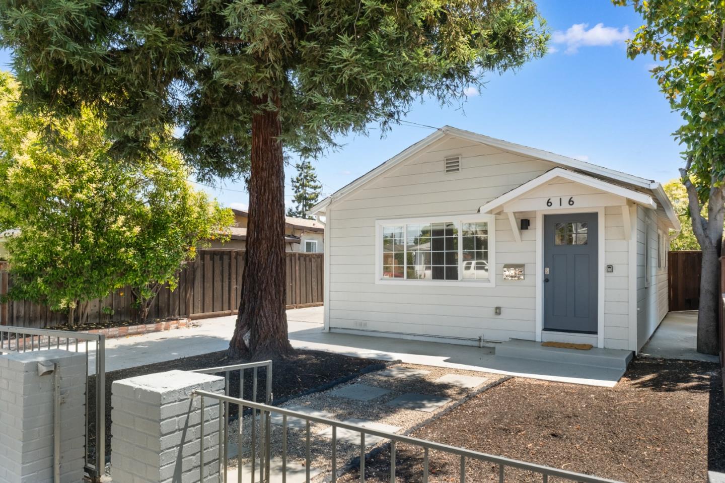 Detail Gallery Image 24 of 24 For 616 Douglas Ave, Redwood City,  CA 94063 - 2 Beds | 2 Baths