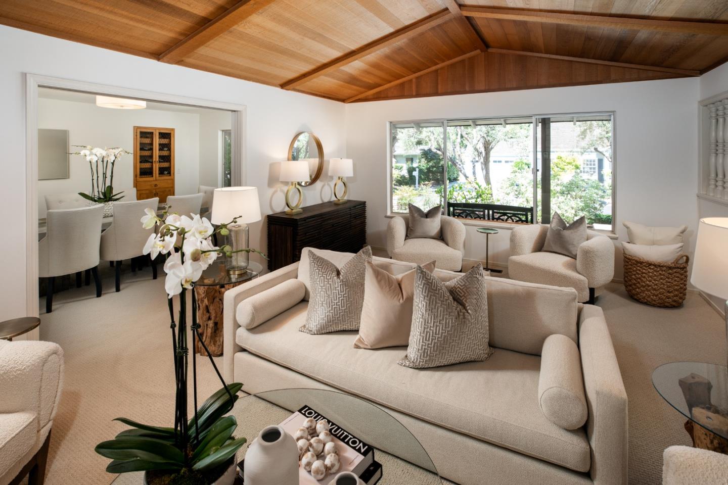 Detail Gallery Image 5 of 25 For 369 Lennox Ave, Menlo Park,  CA 94025 - 4 Beds | 3/1 Baths
