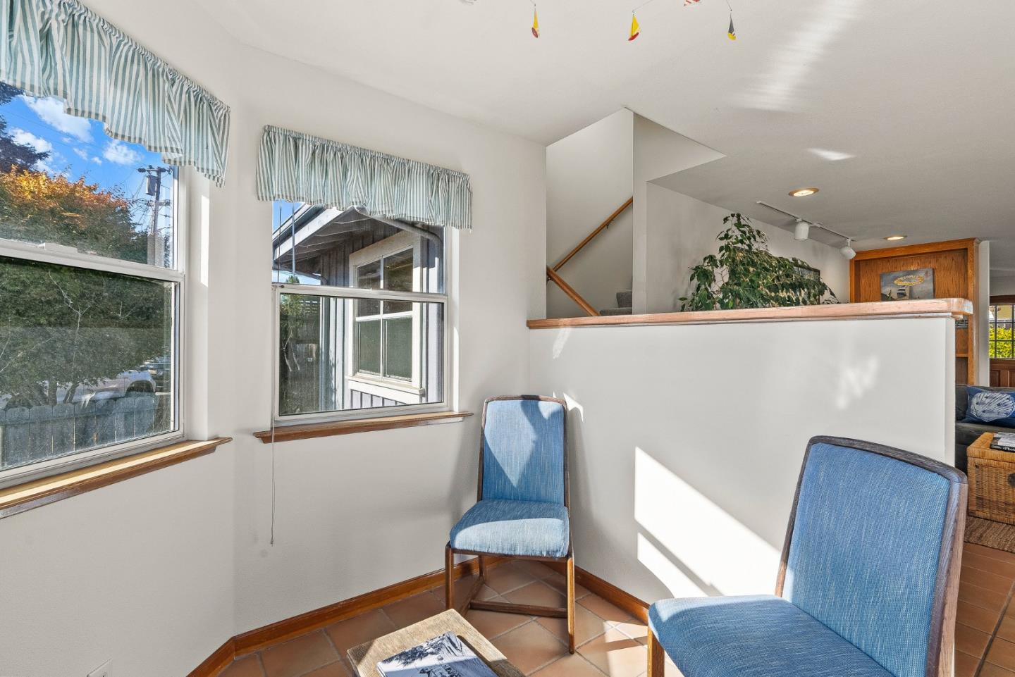 Detail Gallery Image 11 of 44 For 310 Mccormick Ave, Capitola,  CA 95010 - 3 Beds | 2 Baths