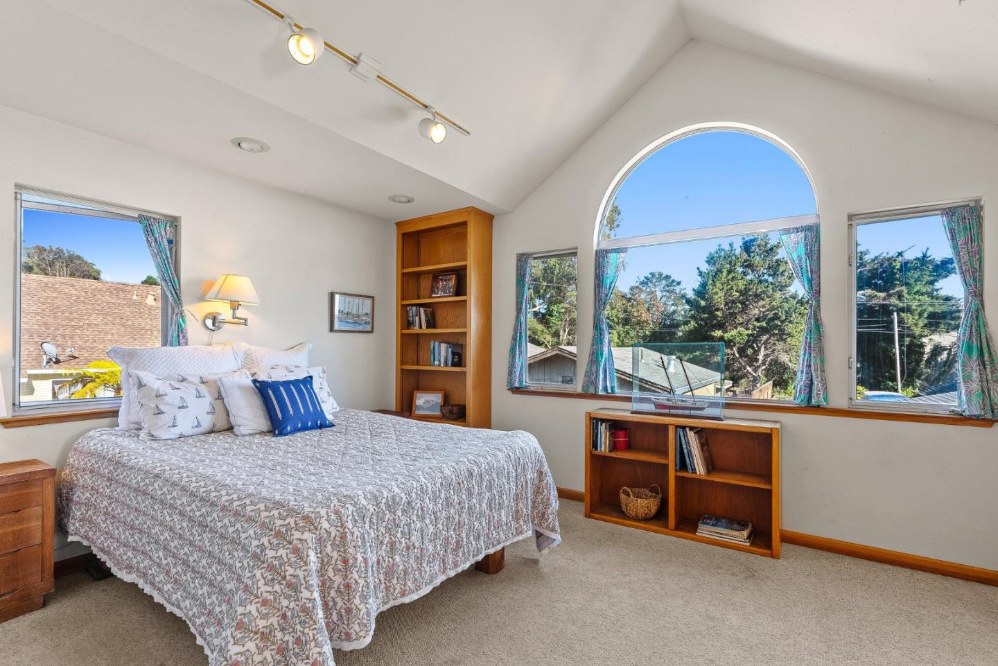 Detail Gallery Image 23 of 44 For 310 Mccormick Ave, Capitola,  CA 95010 - 3 Beds | 2 Baths