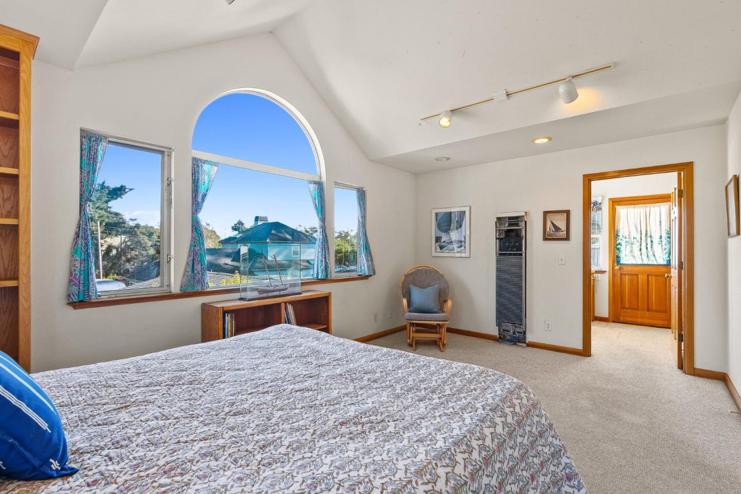 Detail Gallery Image 24 of 44 For 310 Mccormick Ave, Capitola,  CA 95010 - 3 Beds | 2 Baths