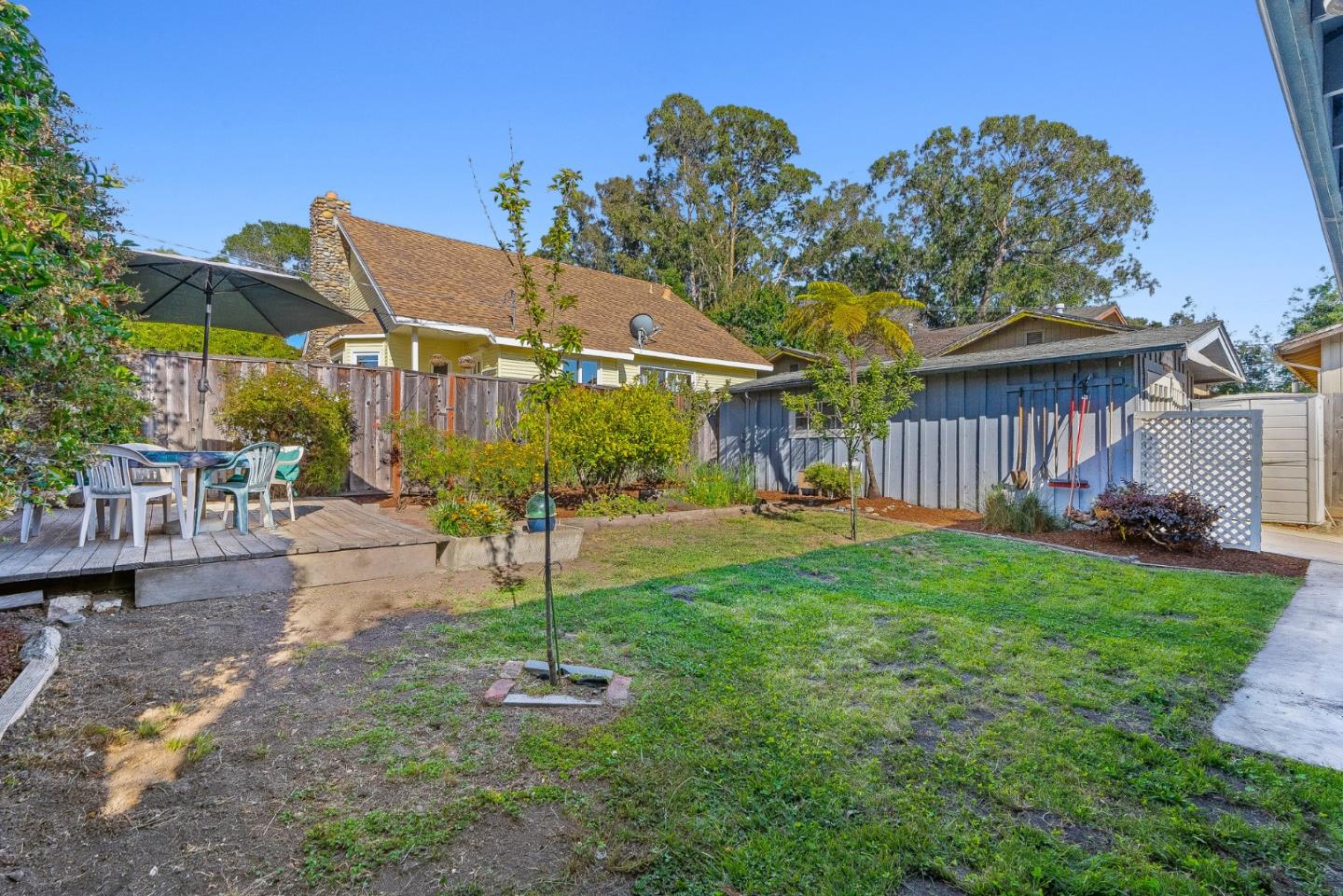 Detail Gallery Image 33 of 44 For 310 Mccormick Ave, Capitola,  CA 95010 - 3 Beds | 2 Baths
