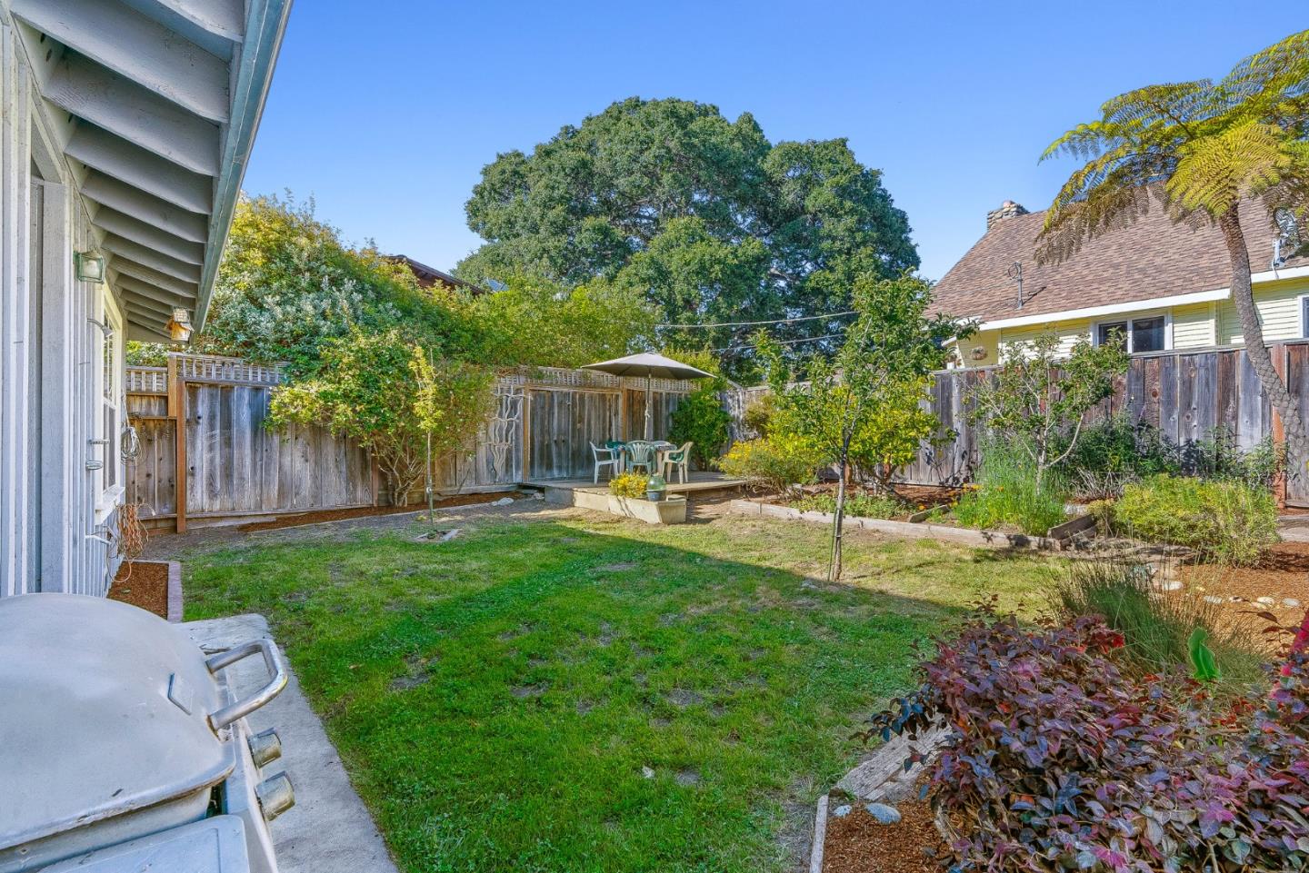 Detail Gallery Image 35 of 44 For 310 Mccormick Ave, Capitola,  CA 95010 - 3 Beds | 2 Baths