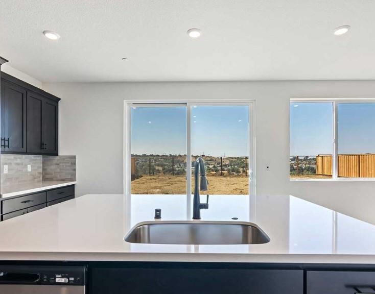 Detail Gallery Image 10 of 21 For 8649 Rockaway Dr, Vallejo,  CA 94591 - 4 Beds | 3 Baths