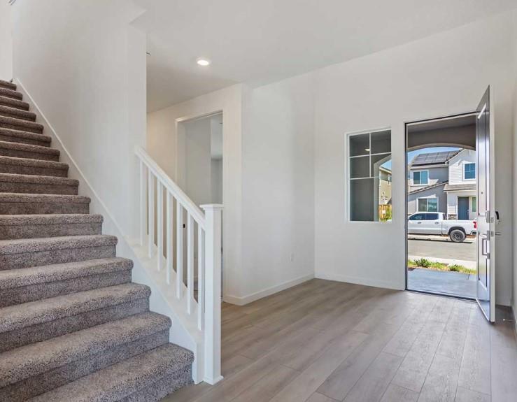 Detail Gallery Image 4 of 21 For 8649 Rockaway Dr, Vallejo,  CA 94591 - 4 Beds | 3 Baths