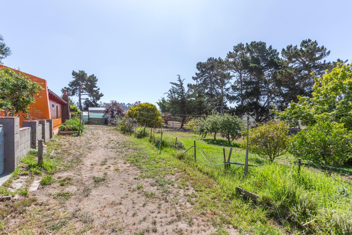 Detail Gallery Image 36 of 65 For 125 Springfield Rd, Moss Landing,  CA 95039 - 4 Beds | 4 Baths