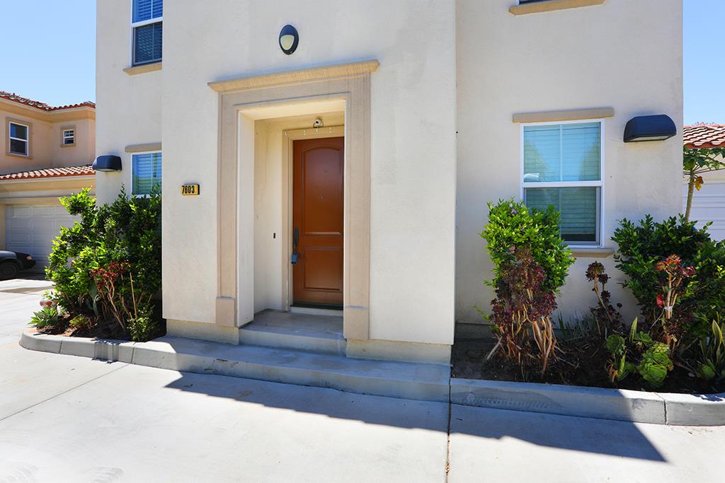 Detail Gallery Image 1 of 41 For 7603 23rd St, Westminster,  CA 92683 - 4 Beds | 4 Baths