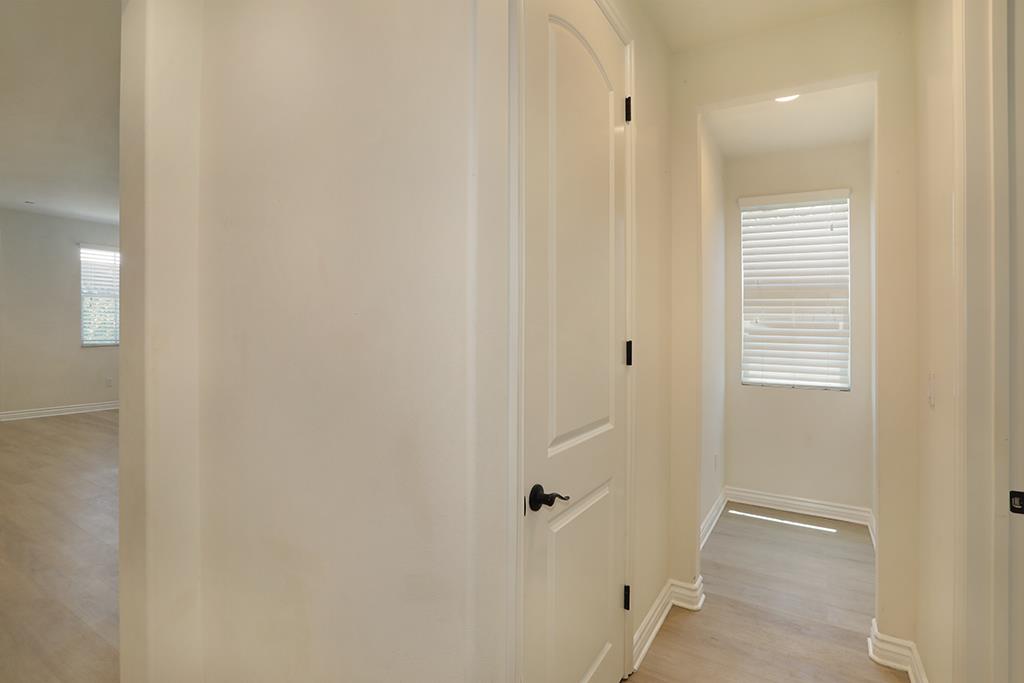 Detail Gallery Image 18 of 41 For 7603 23rd St, Westminster,  CA 92683 - 4 Beds | 4 Baths