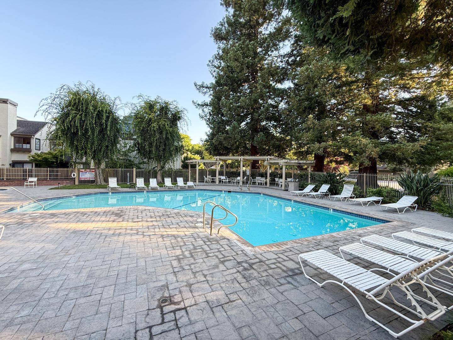 Detail Gallery Image 18 of 24 For 1831 Ashmeade Ct, San Jose,  CA 95125 - 2 Beds | 2 Baths