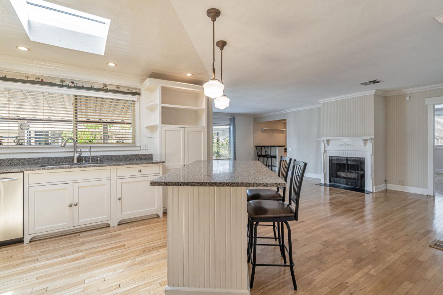 Detail Gallery Image 12 of 41 For 35 Quail Hollow Dr #35,  San Jose,  CA 95128 - 2 Beds | 2 Baths