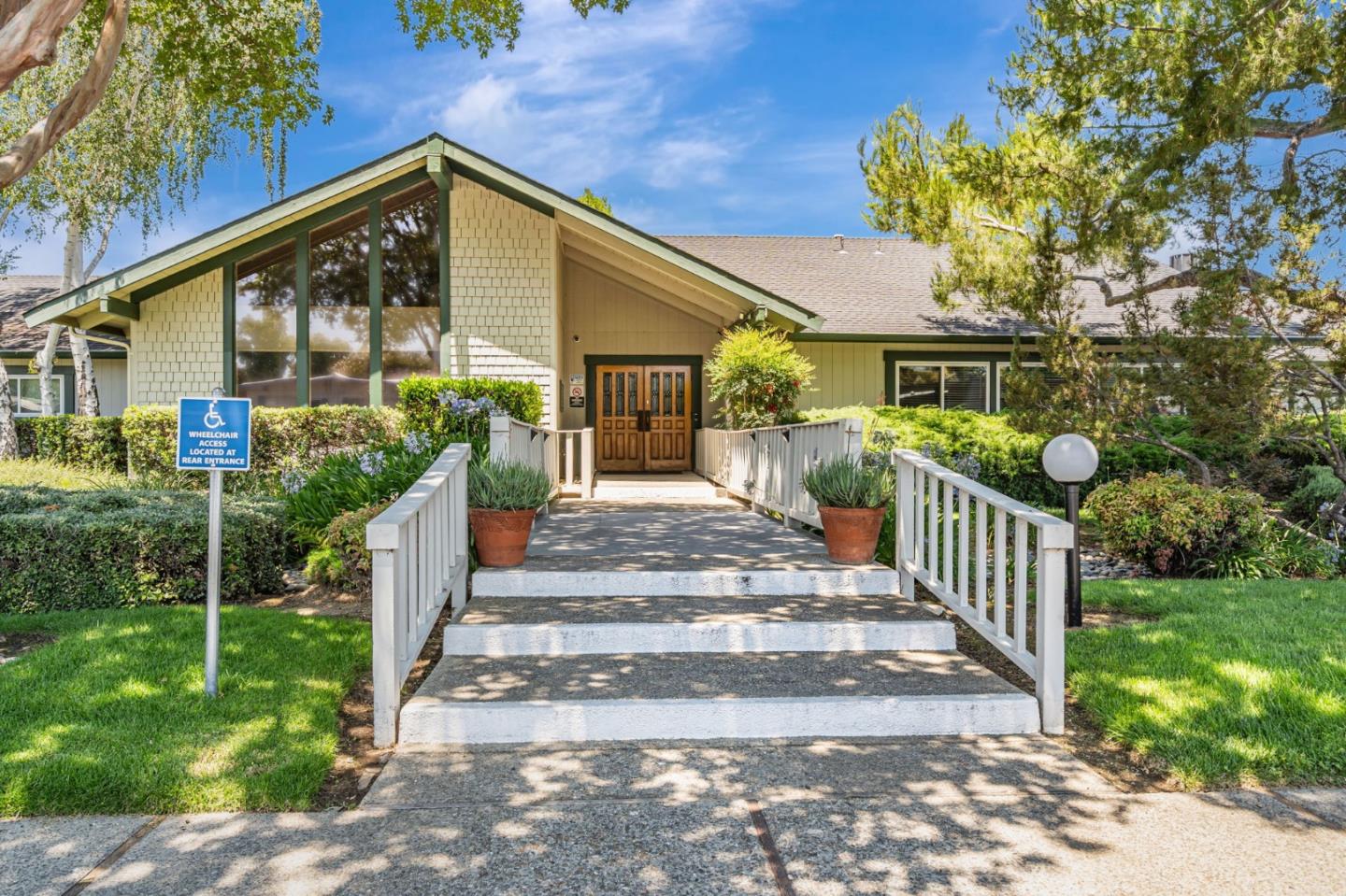 Detail Gallery Image 40 of 41 For 35 Quail Hollow Dr #35,  San Jose,  CA 95128 - 2 Beds | 2 Baths