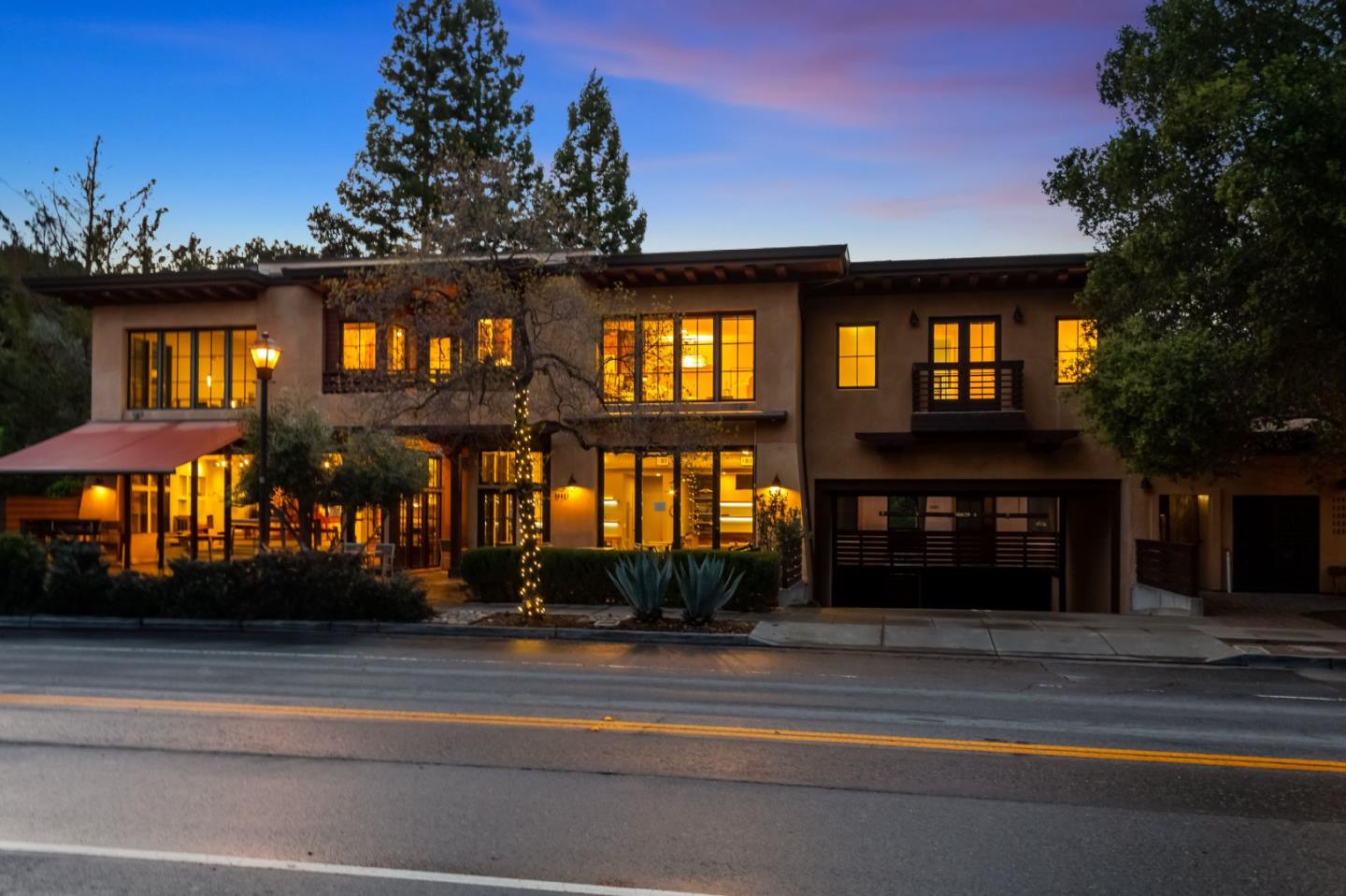 Detail Gallery Image 2 of 30 For 14667 Big Basin Way, Saratoga,  CA 95070 - 3 Beds | 2 Baths
