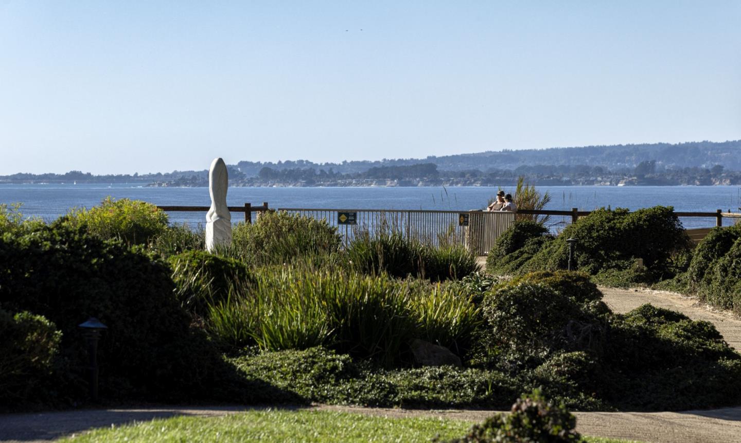 Detail Gallery Image 11 of 13 For 117 Seascape Resort Dr, Aptos,  CA 95003 - 1 Beds | 1 Baths