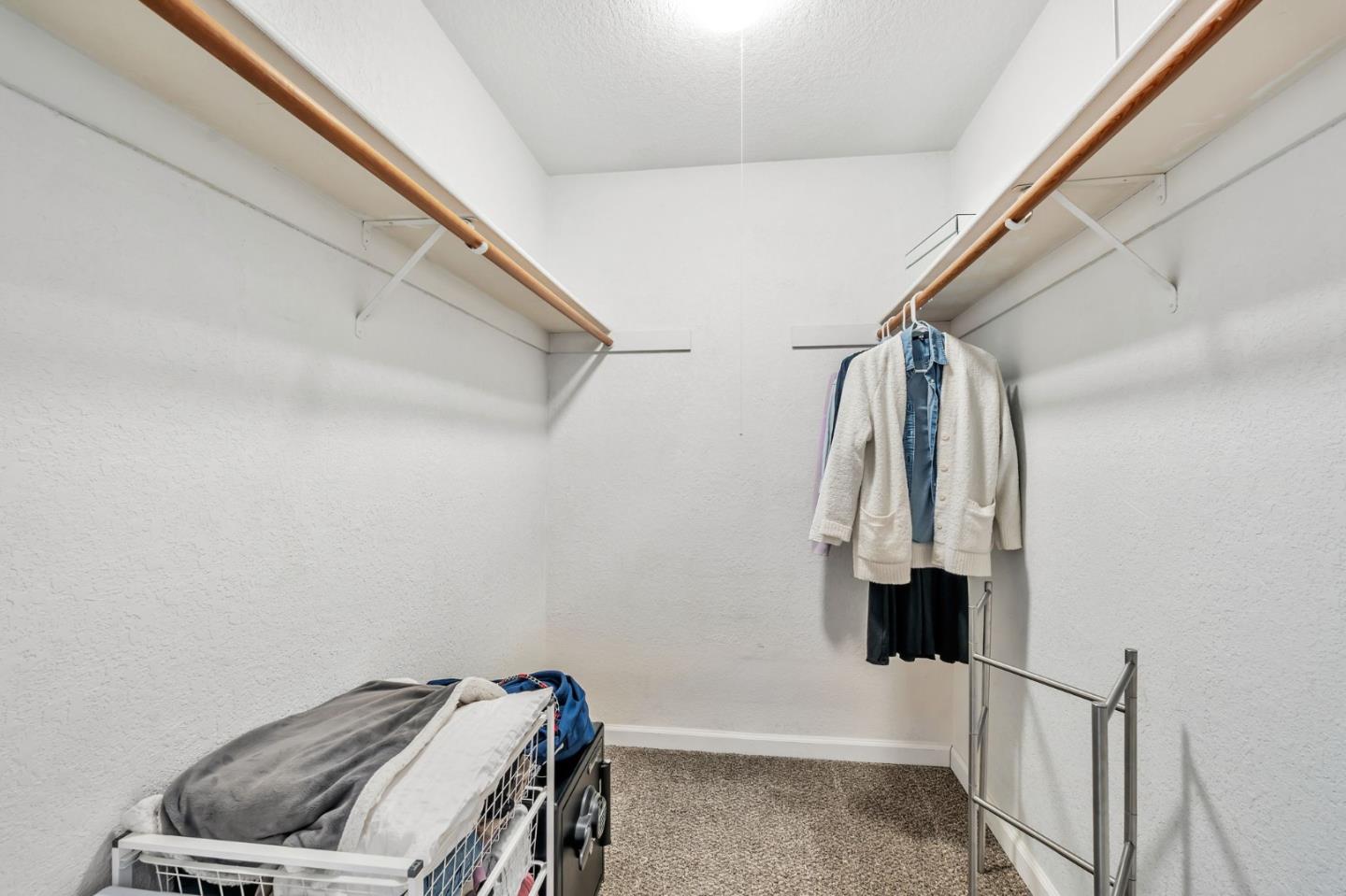 Detail Gallery Image 25 of 30 For 206 Laurelwood Cir, Manteca,  CA 95336 - 2 Beds | 2 Baths