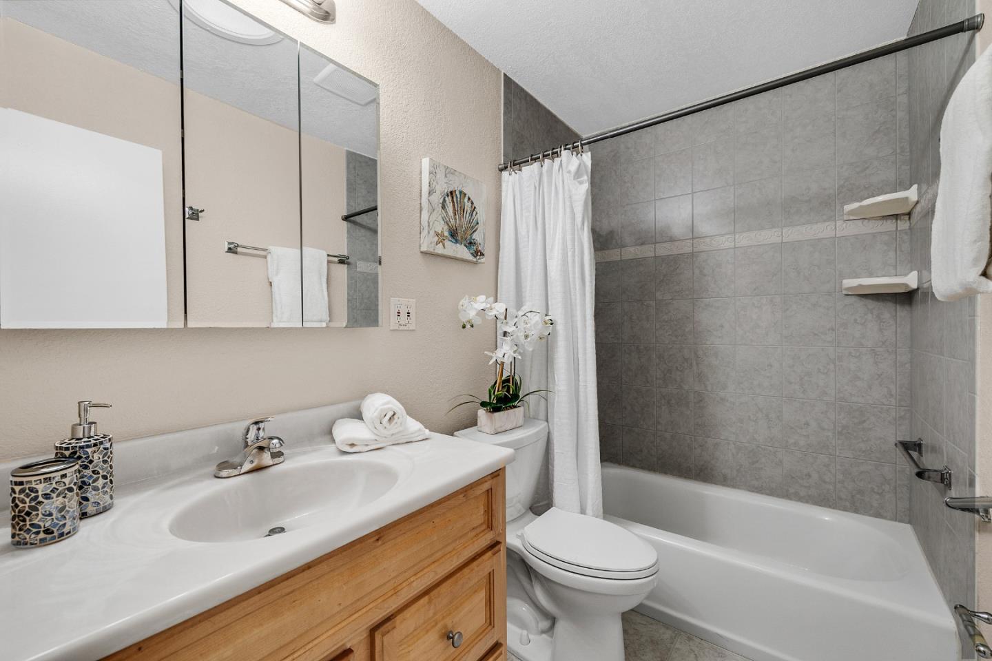 Detail Gallery Image 15 of 49 For 43270 Newport, Fremont,  CA 94538 - 3 Beds | 2 Baths